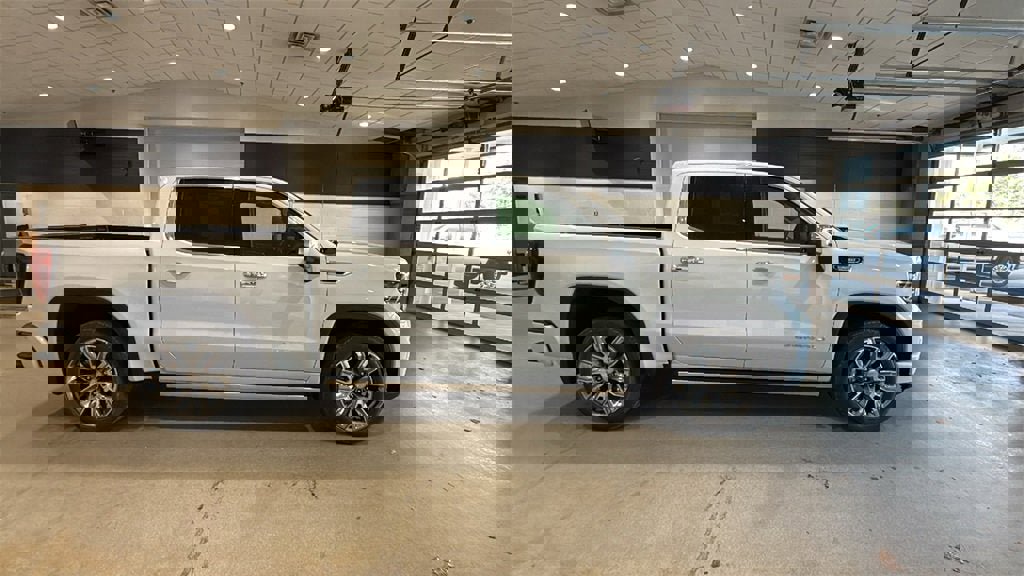 New 2026 GMC Sierra 1500 Denali image 8