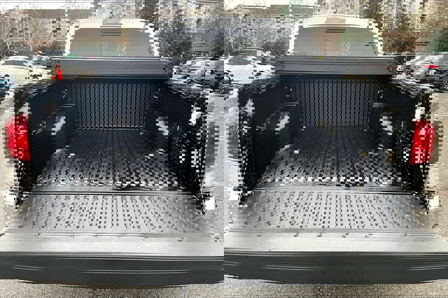 Used 2023 Toyota Tacoma TRD Off-Road image 31