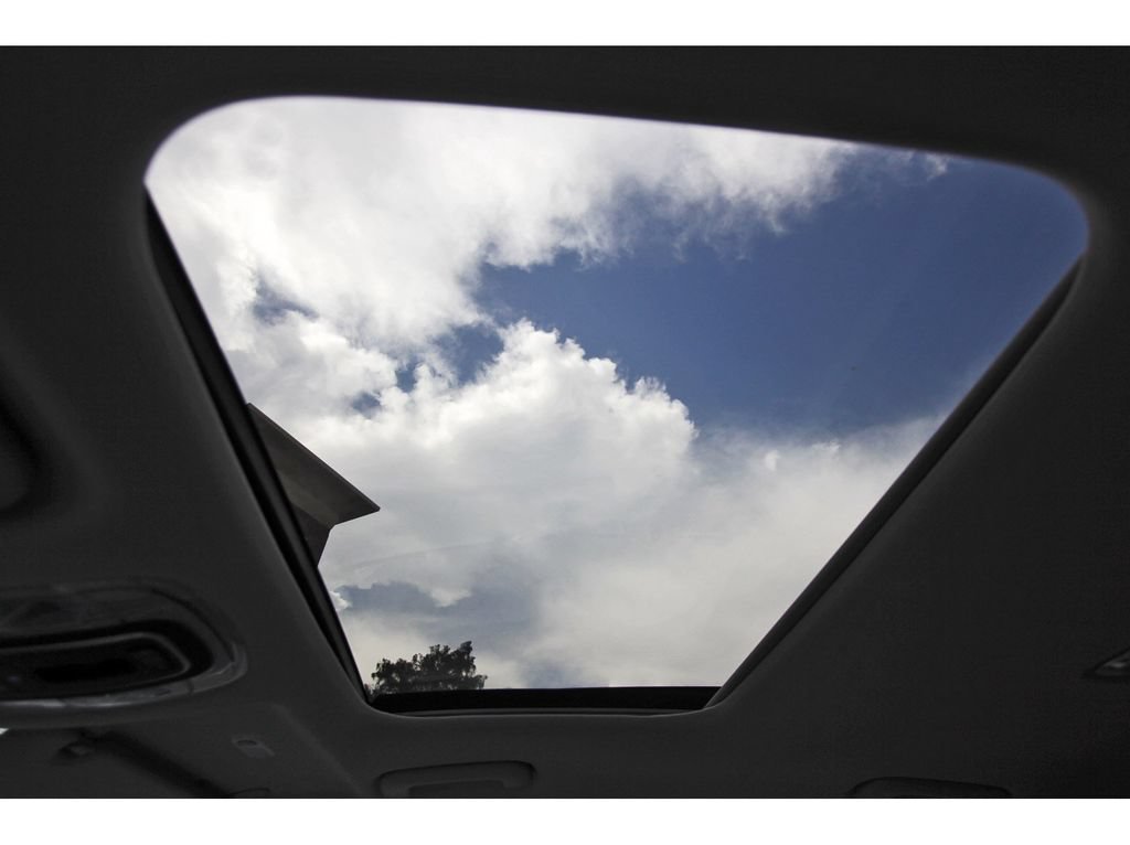 Certified 2025 Hyundai Kona Limited AWD/4WD image 25