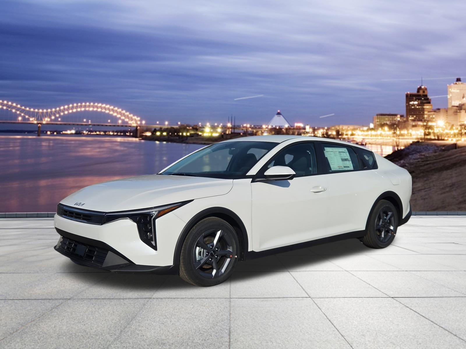 New 2025 Kia K4 LXS image 1