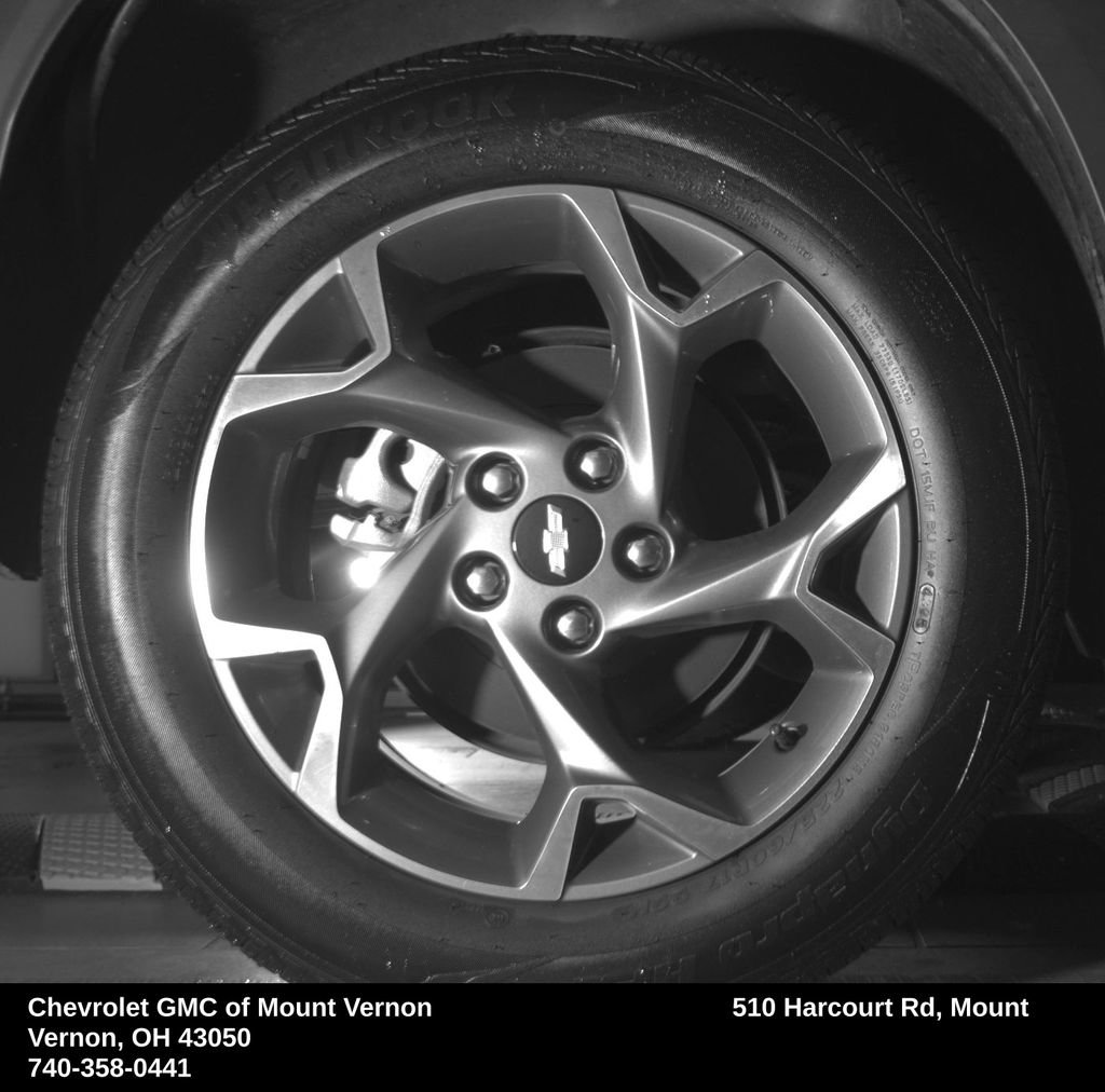 Used 2026 Chevrolet Trax LT FWD image 35
