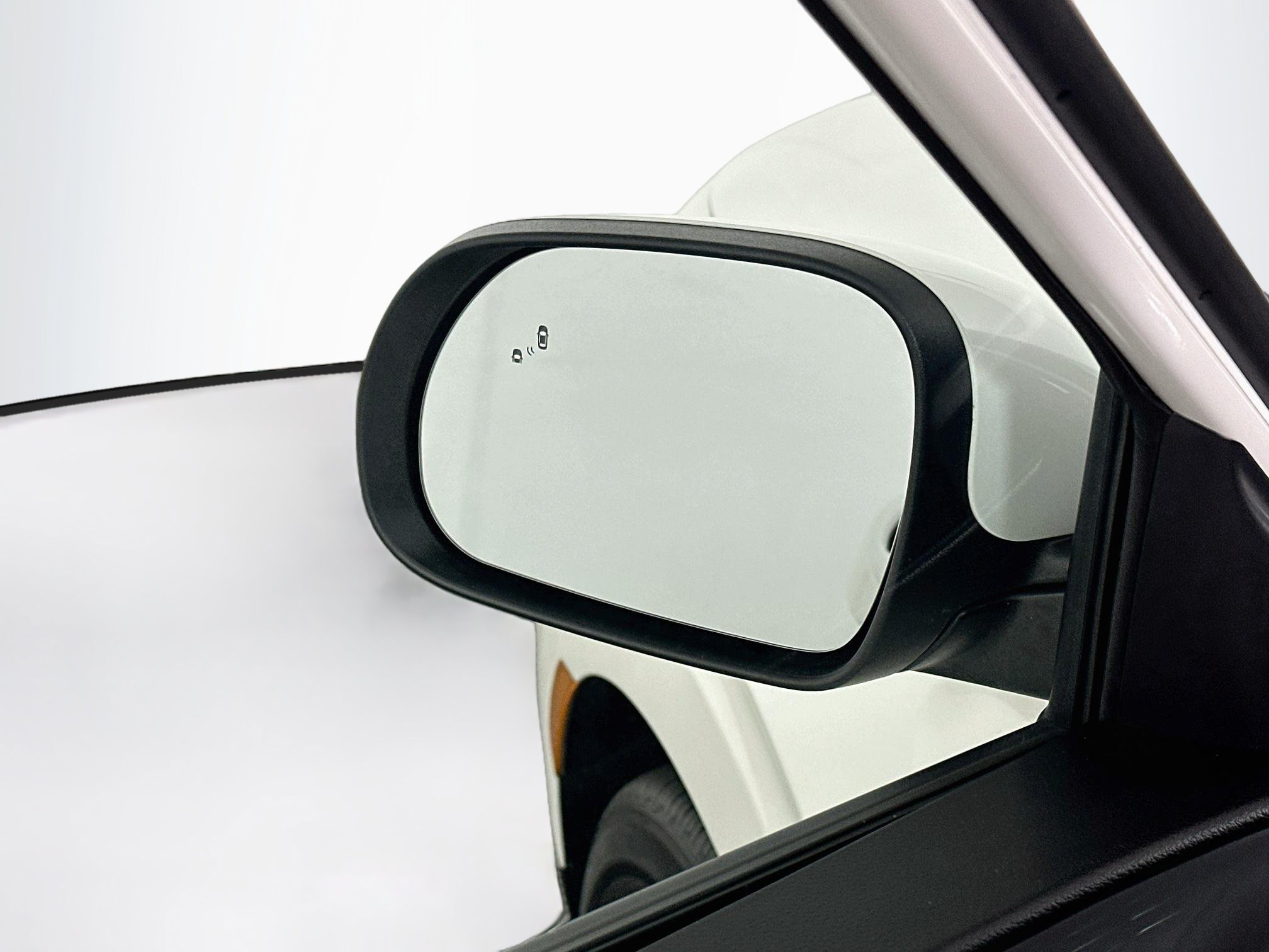Used 2025 Kia Soul LX w/ LX Technology Package FWD image 16