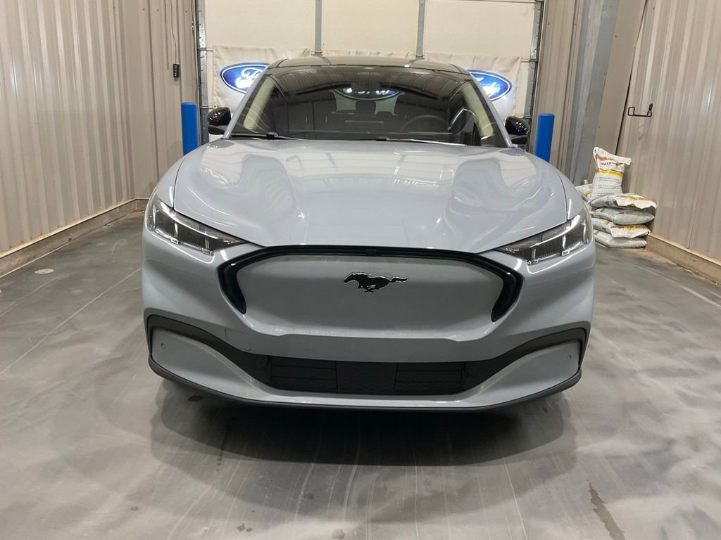 Used 2025 Ford Mustang Mach-E Premium image 2