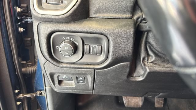 Used 2019 RAM 1500 Sport w/ Level 2 Equipment Group AWD/4WD image 15