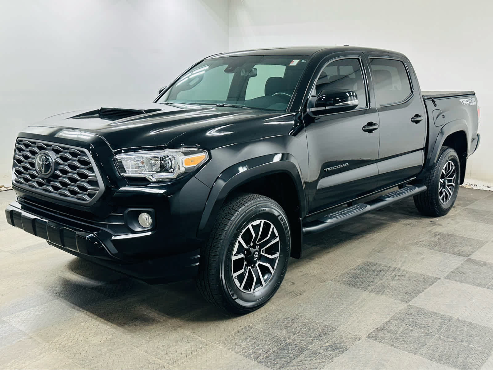 Certified 2023 Toyota Tacoma TRD Sport w/ Advanced Technology Package AWD/4WD image 3