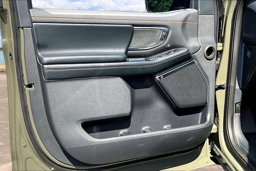 Used 2025 Ford Expedition Tremor AWD/4WD image 22