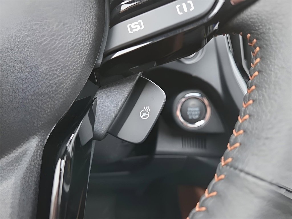 New 2025 Subaru Forester Touring image 21