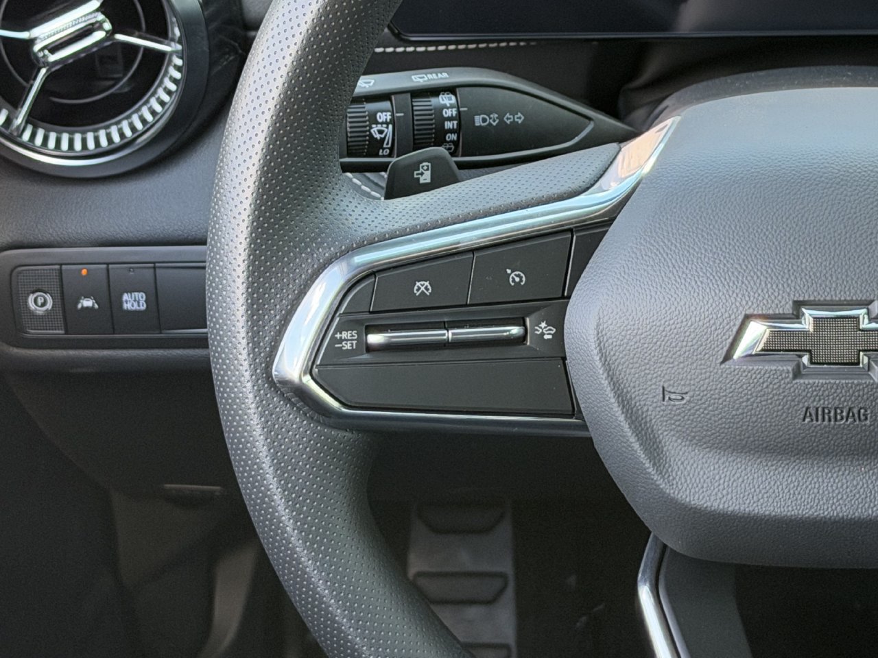 New 2027 Chevrolet Blazer EV LT w/ Midnight/Sport Edition FWD image 13
