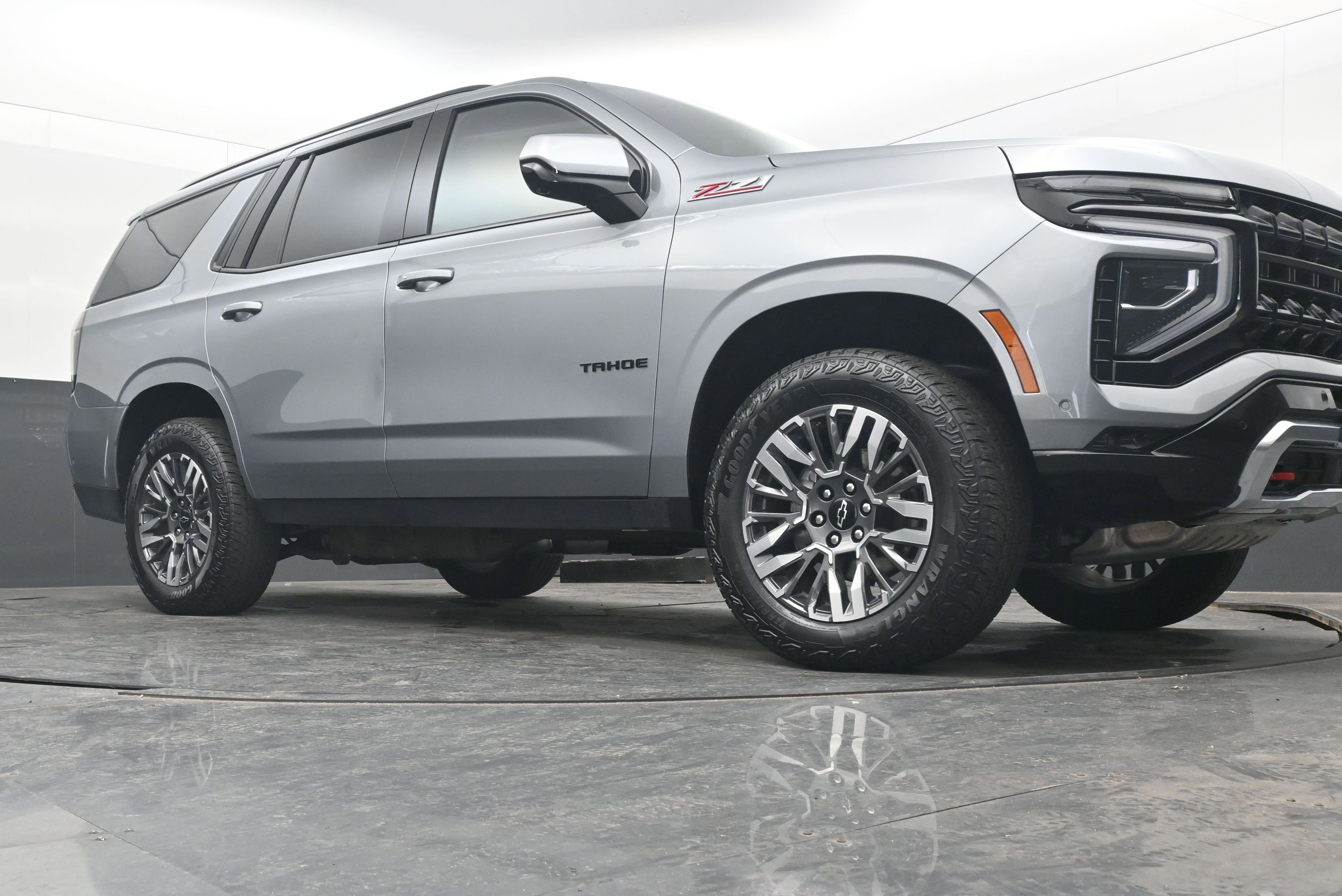 Certified 2025 Chevrolet Tahoe Z71 image 24