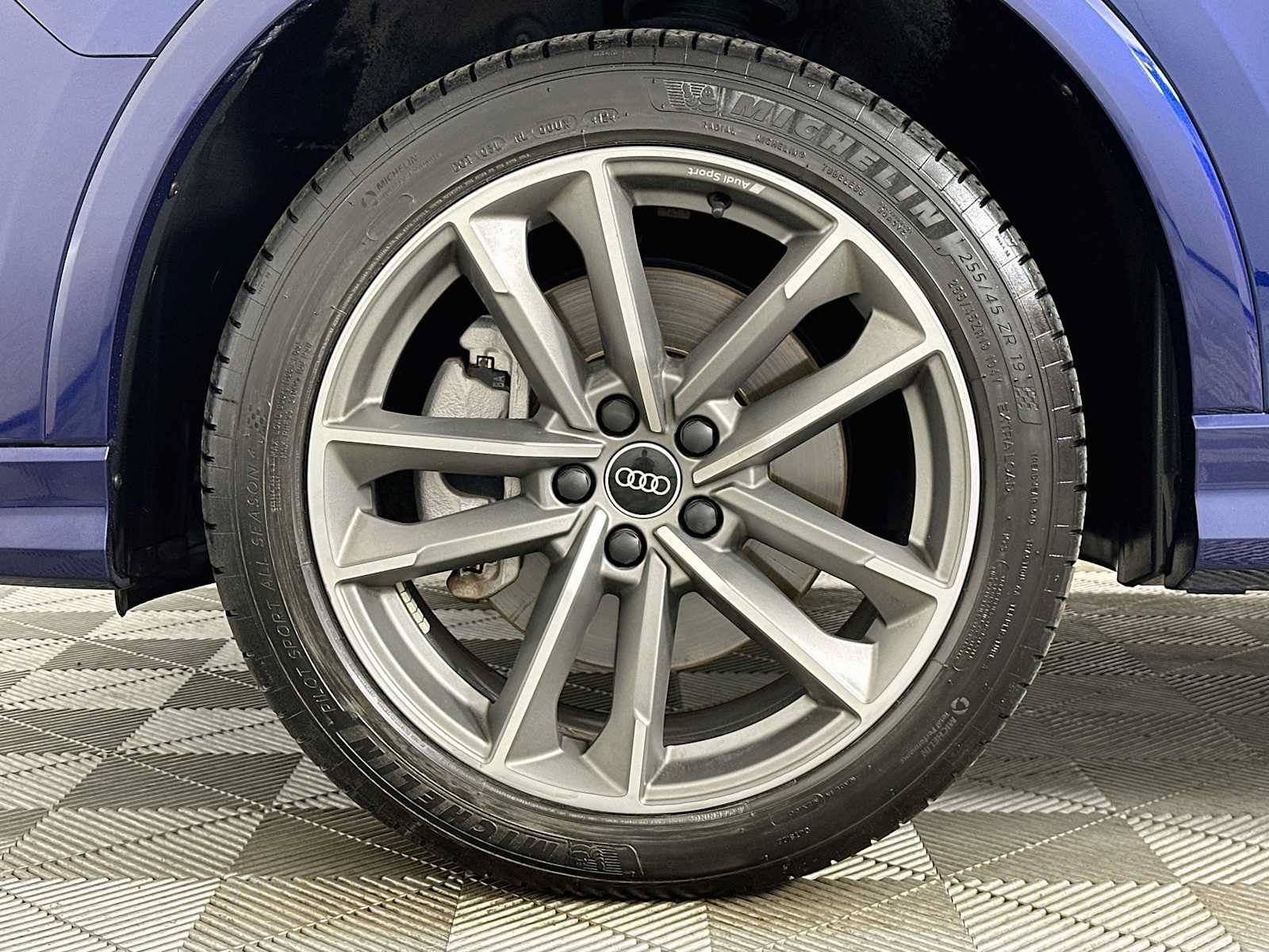 Used 2021 Audi Q3 2.0T Premium w/ Convenience Package AWD/4WD image 29