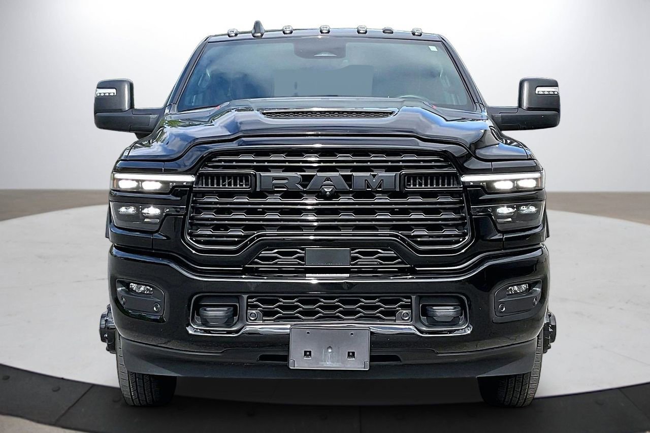 Used 2026 RAM 3500 Limited AWD/4WD image 3