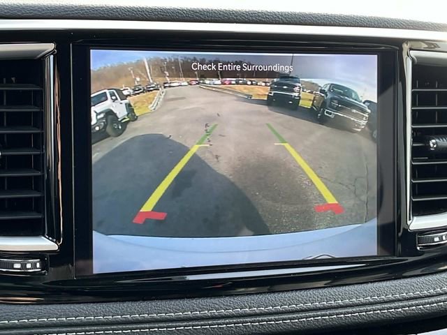 Used 2024 Chrysler Pacifica Limited FWD image 41