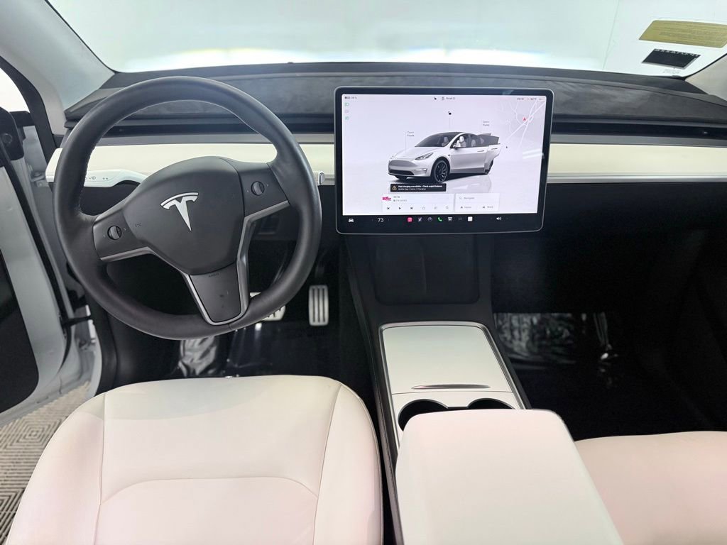 Used 2022 Tesla Model Y Performance image 11