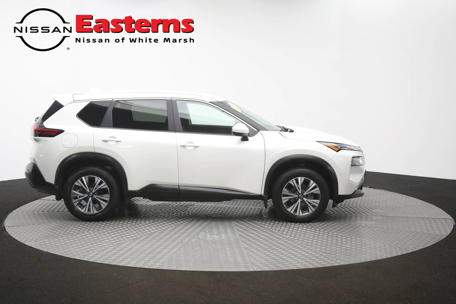 Used 2023 Nissan Rogue SV AWD/4WD image 46