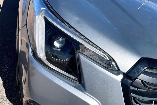 Used 2022 Subaru Forester Limited w/ Popular Package #3 image 30