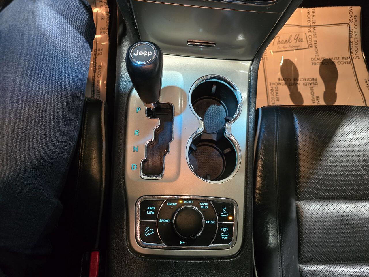 Used 2012 Jeep Grand Cherokee Overland image 41