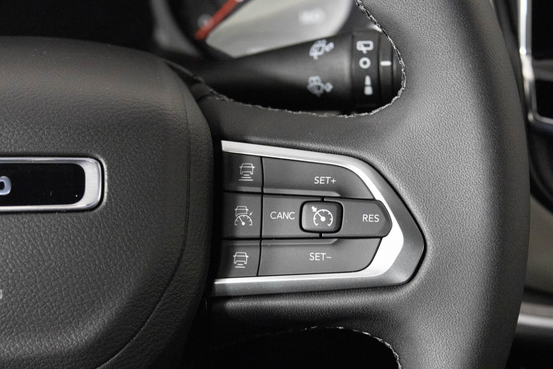 New 2026 Jeep Compass Limited image 29