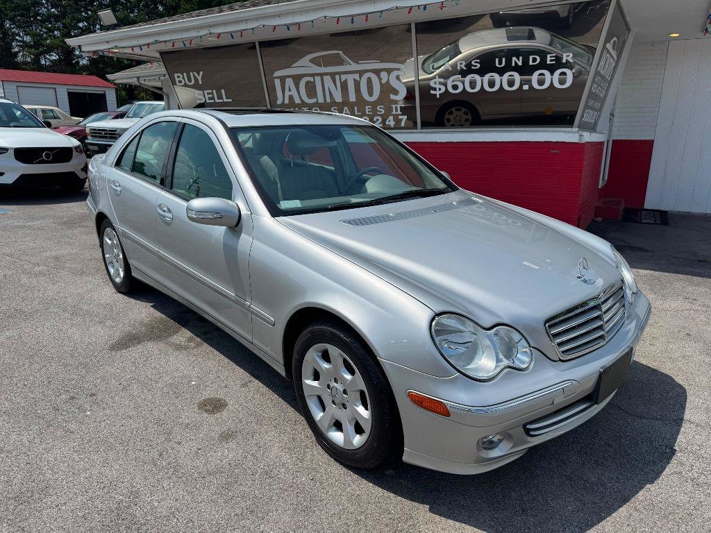 Used 2005 Mercedes-Benz C 320 Sedan image 1
