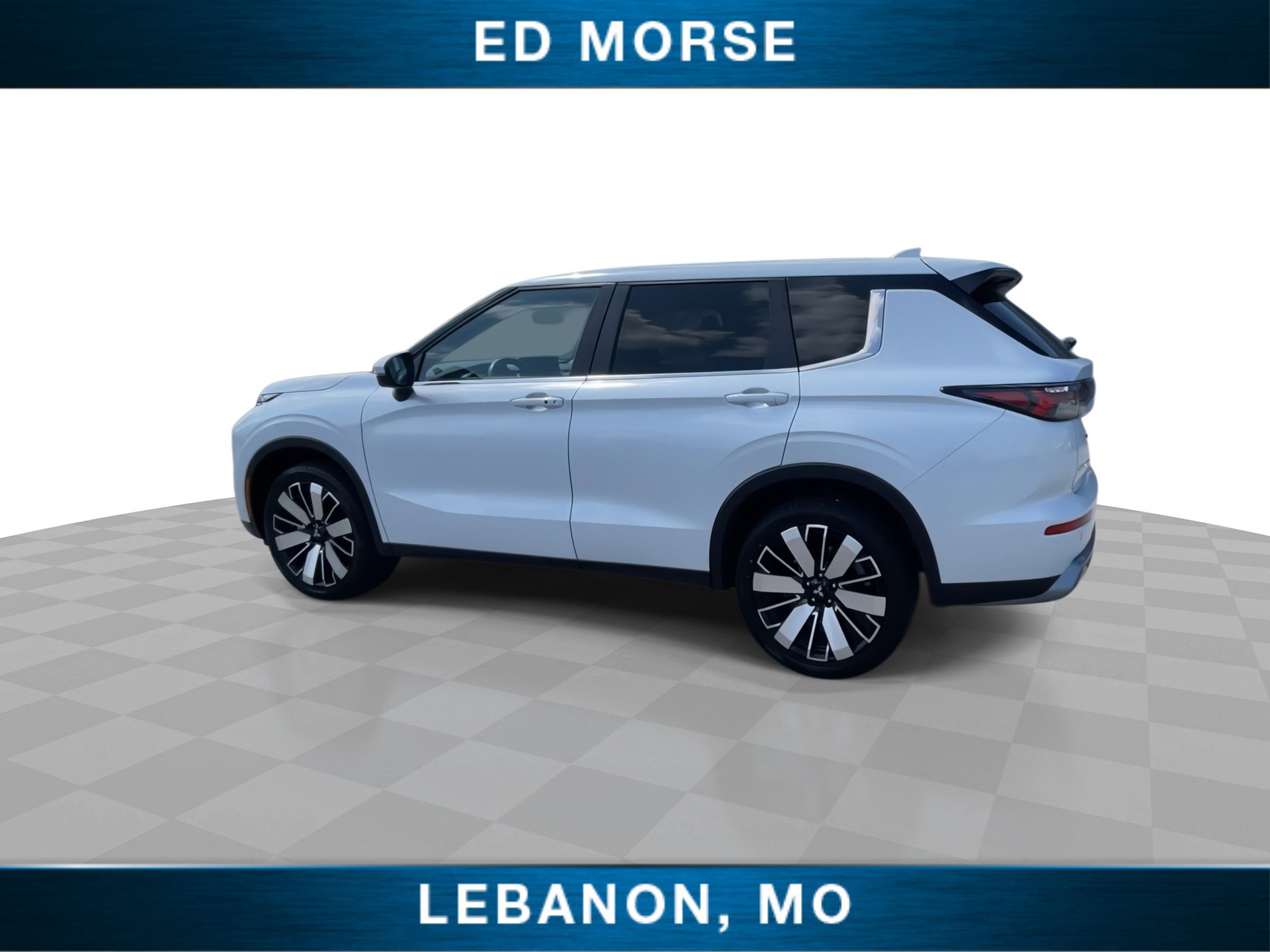 Used 2025 Mitsubishi Outlander SE FWD image 6