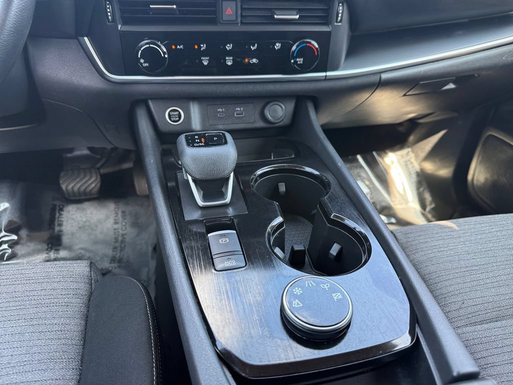 Used 2021 Nissan Rogue S AWD/4WD image 13