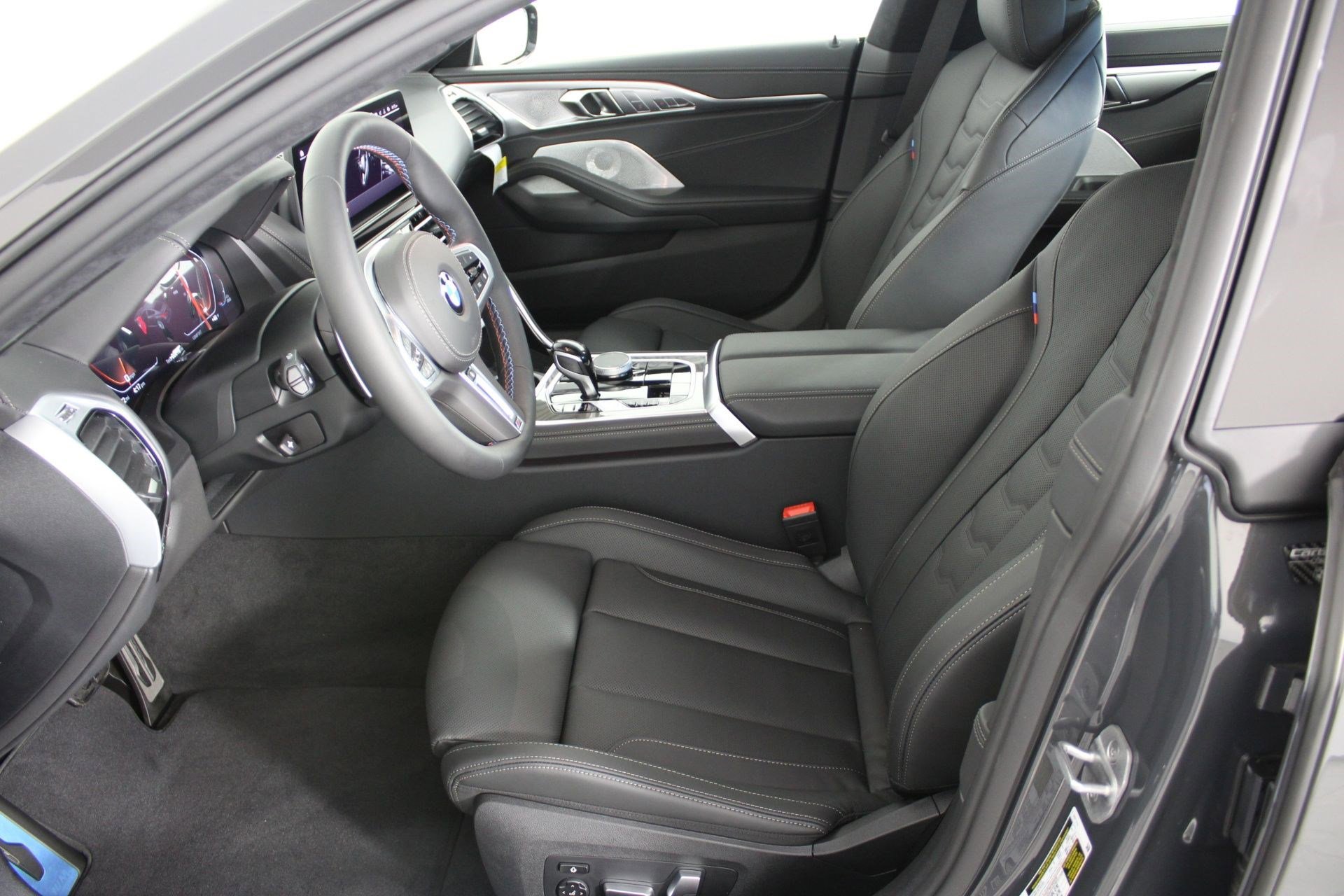 Used 2026 BMW M850i xDrive M850i image 5