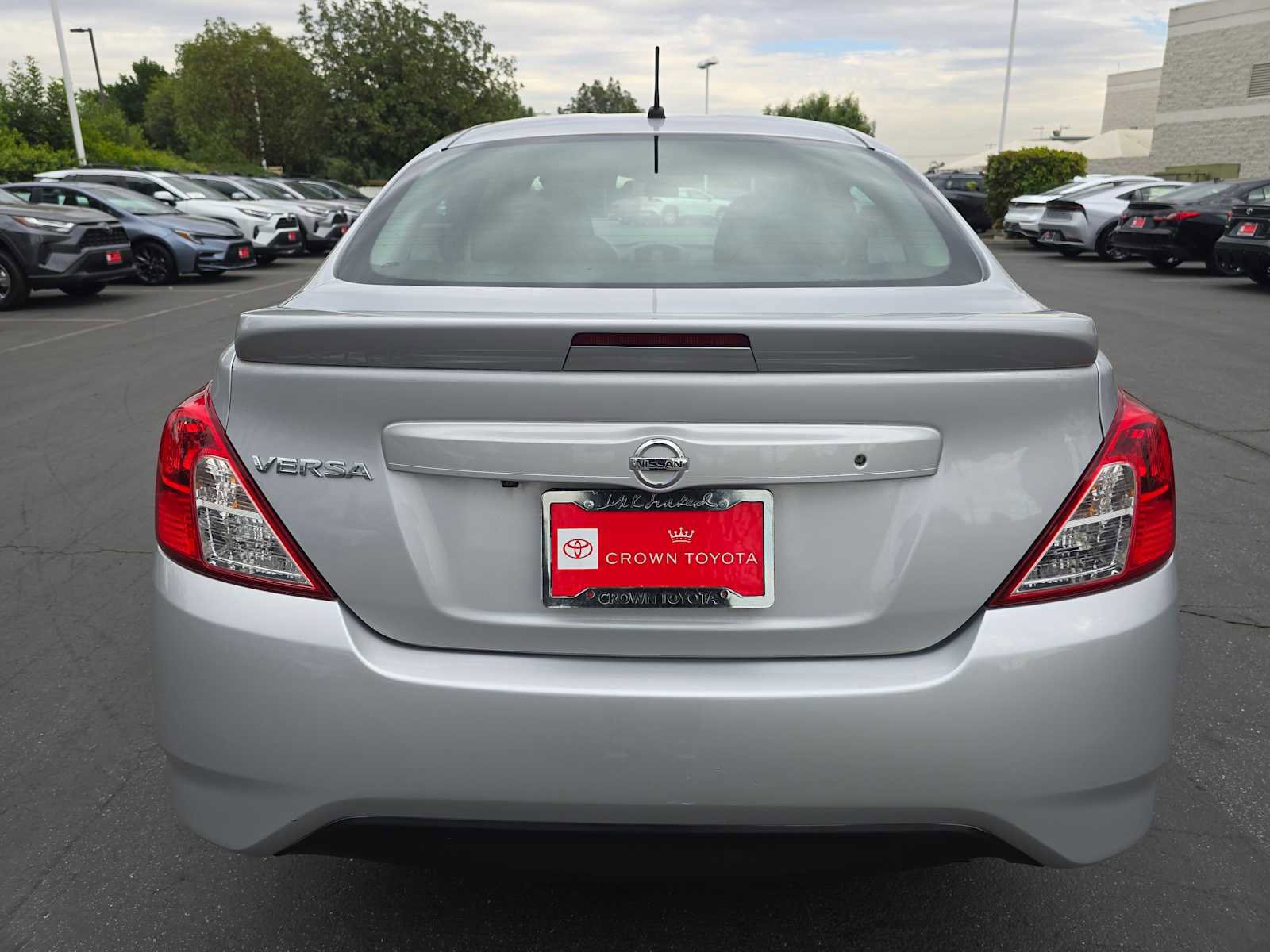 Used 2019 Nissan Versa S Plus image 14