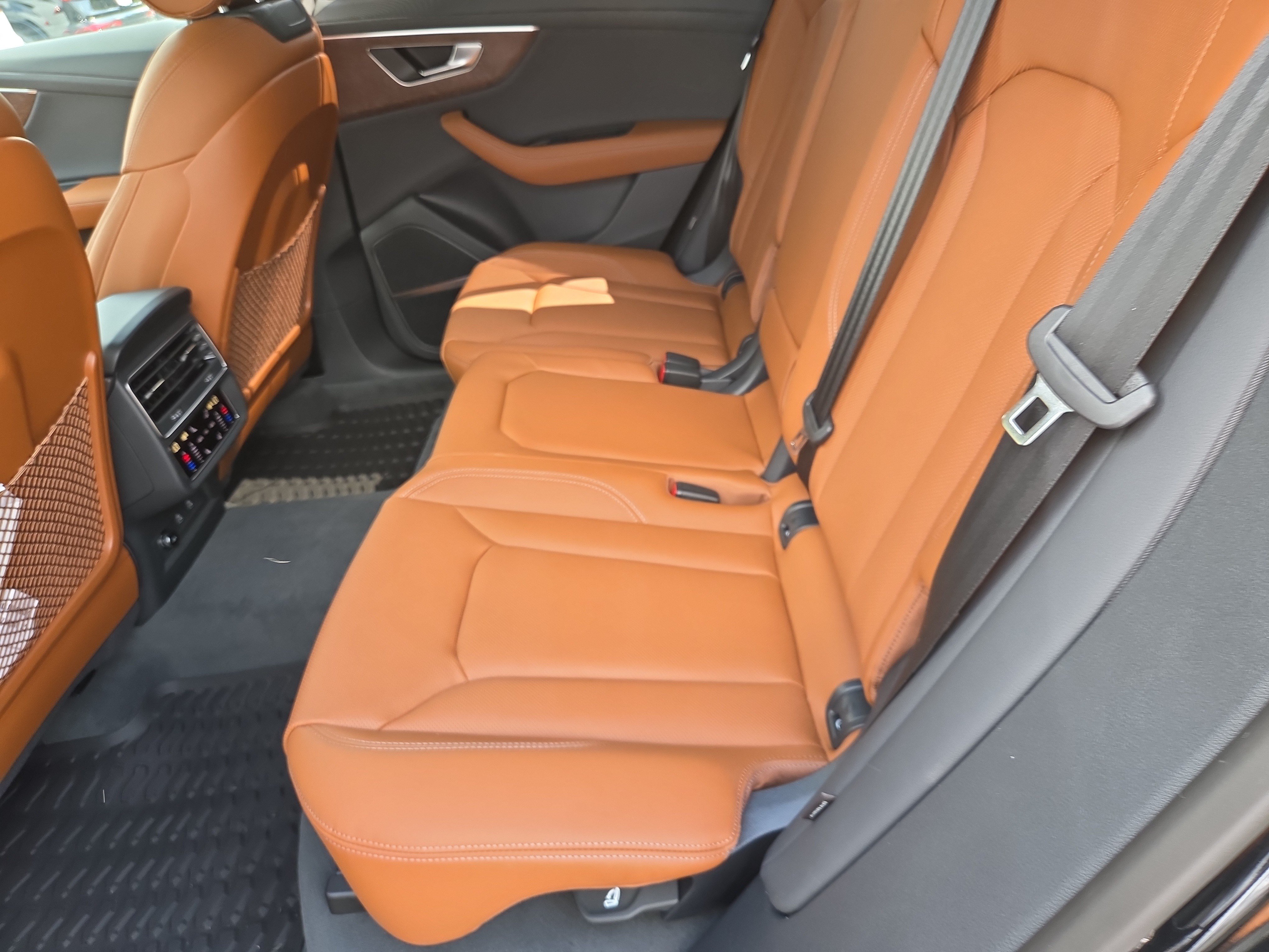 New 2026 Audi Q8 Prestige AWD/4WD image 6