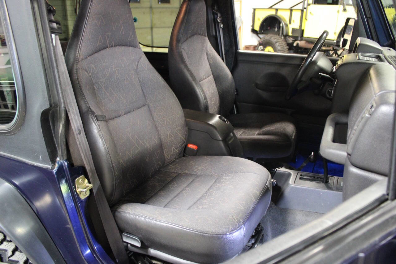 Used 2002 Jeep Wrangler Sport AWD/4WD image 24