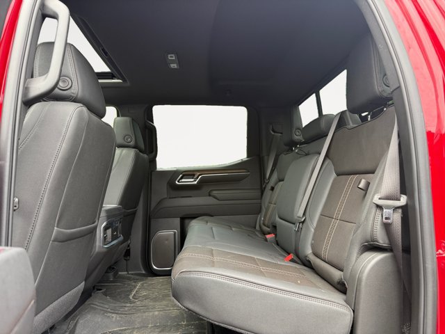 Used 2025 Chevrolet Silverado 1500 High Country w/ High Country Premium Package AWD/4WD image 13