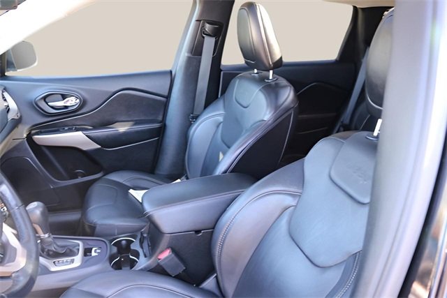 Used 2018 Jeep Cherokee Limited image 13