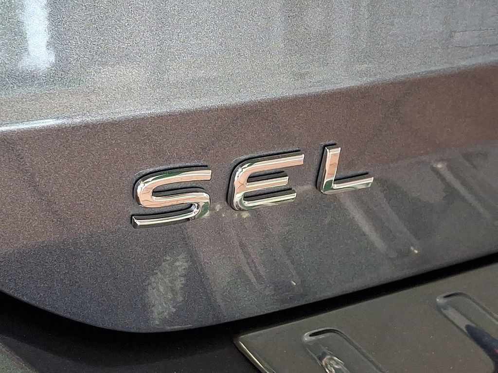 Used 2022 Volkswagen Taos SEL AWD/4WD image 34