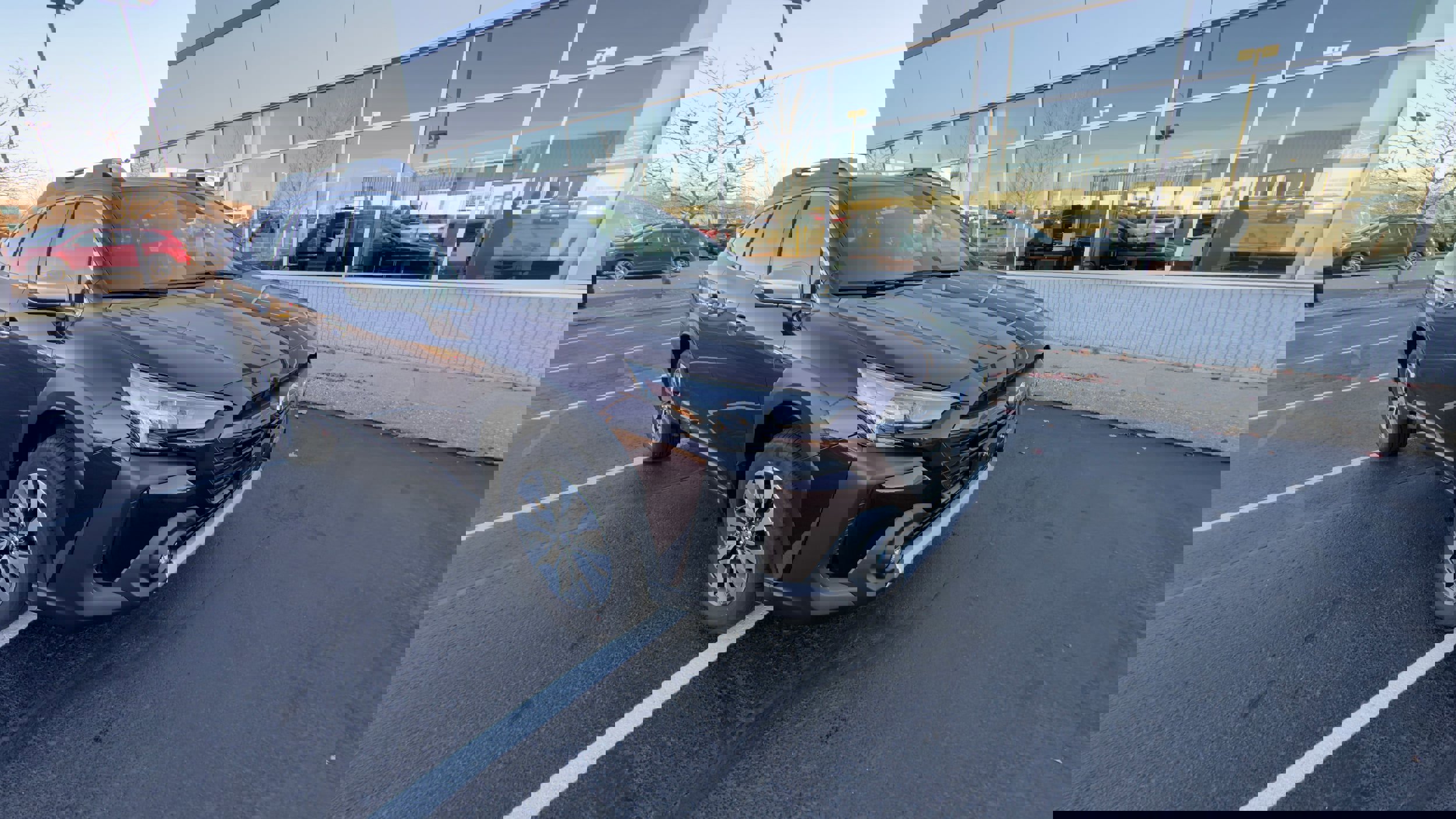 Used 2025 Subaru Outback Touring image 1