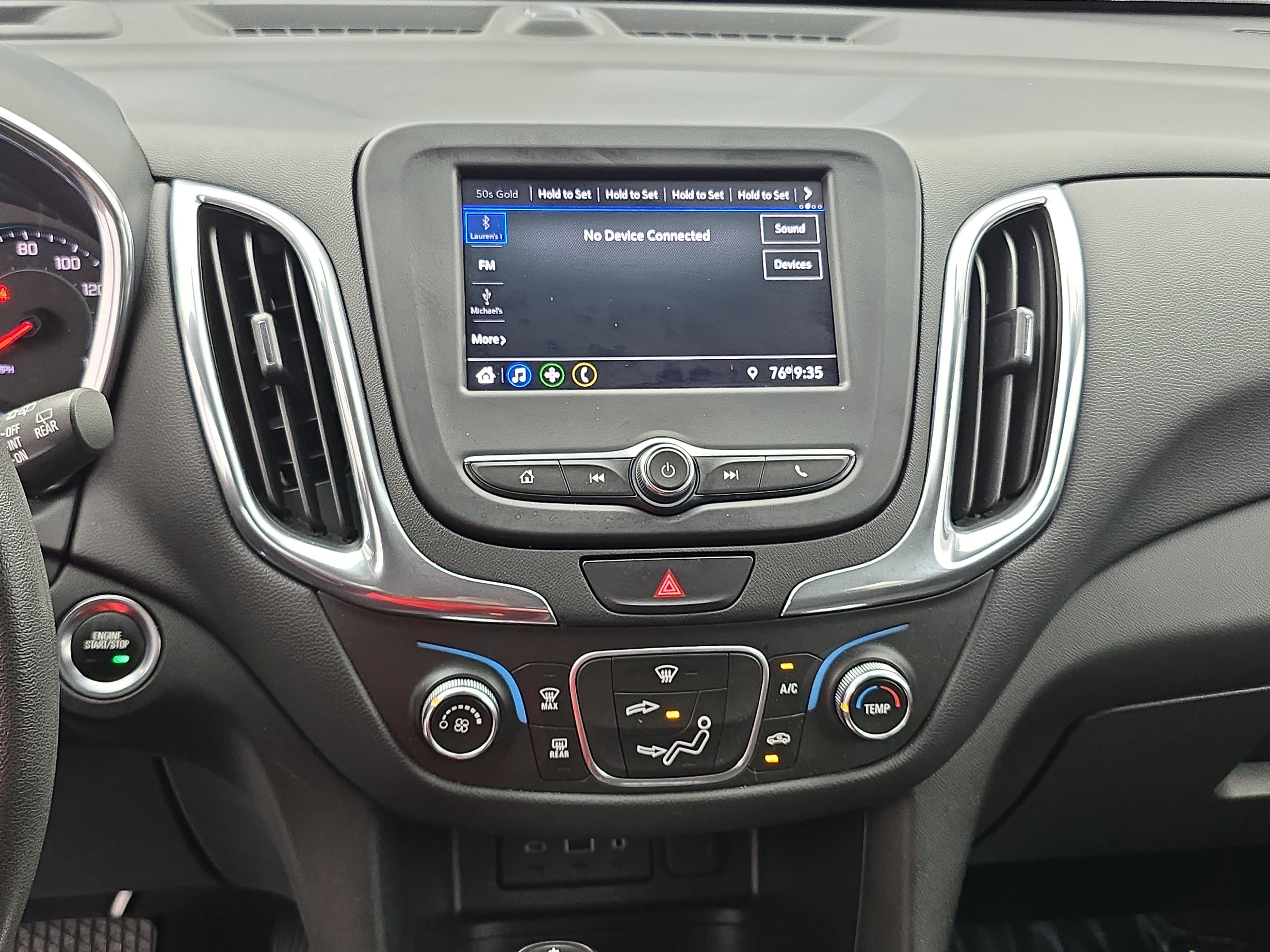 Used 2020 Chevrolet Equinox LT FWD image 19