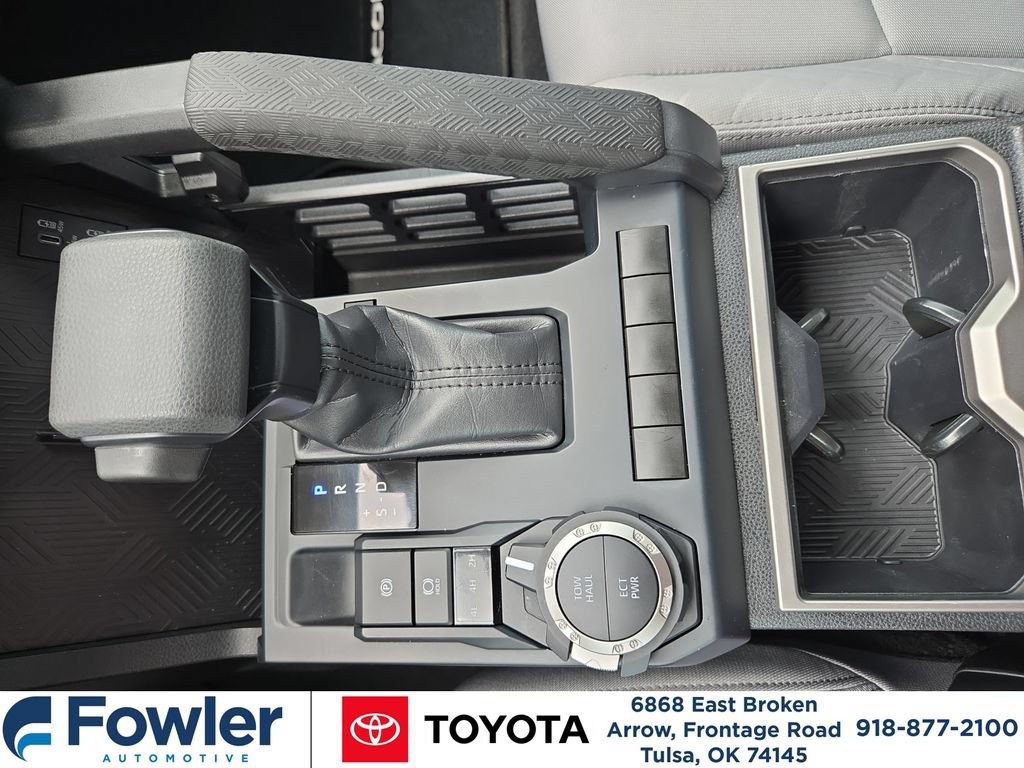 Certified 2025 Toyota Tacoma SR5 AWD/4WD image 23