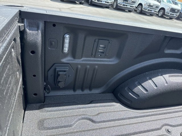 New 2026 Ford F350 Platinum image 14