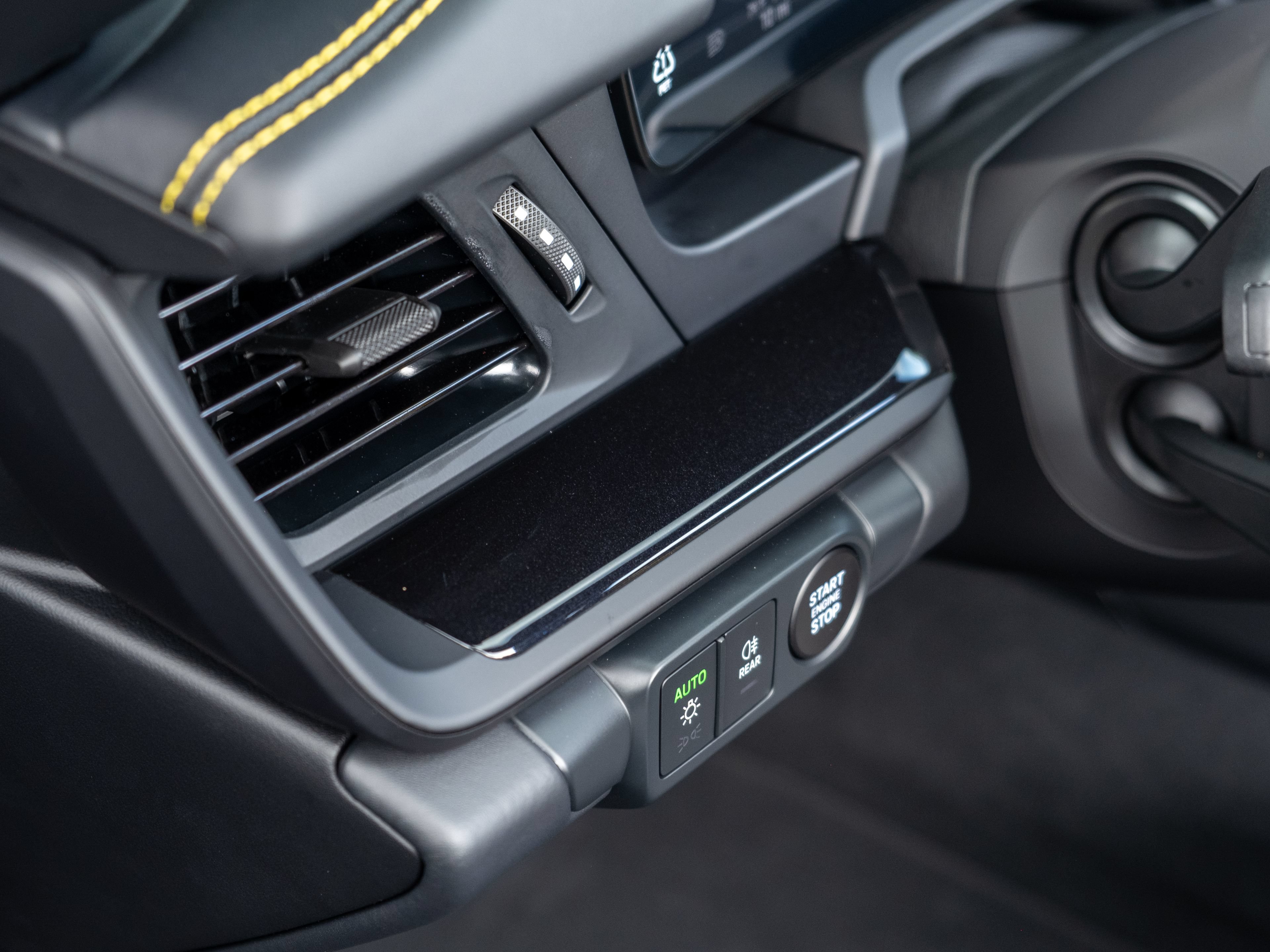 New 2026 Porsche 911 Carrera T RWD image 57