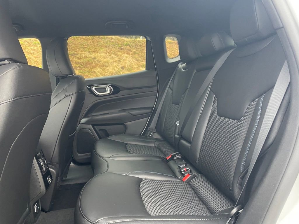 New 2026 Jeep Compass Latitude AWD/4WD image 13