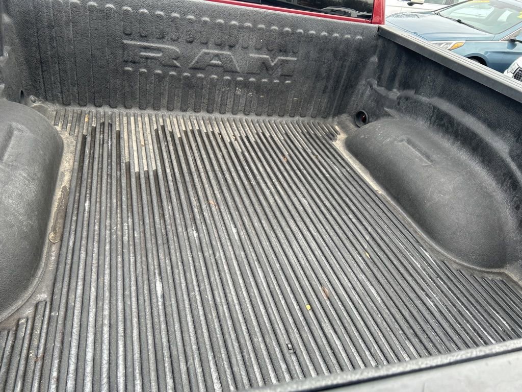 Used 2019 RAM 1500 Laramie image 9