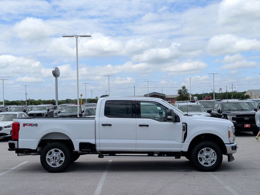 New 2026 Ford F250 XLT AWD/4WD image 9