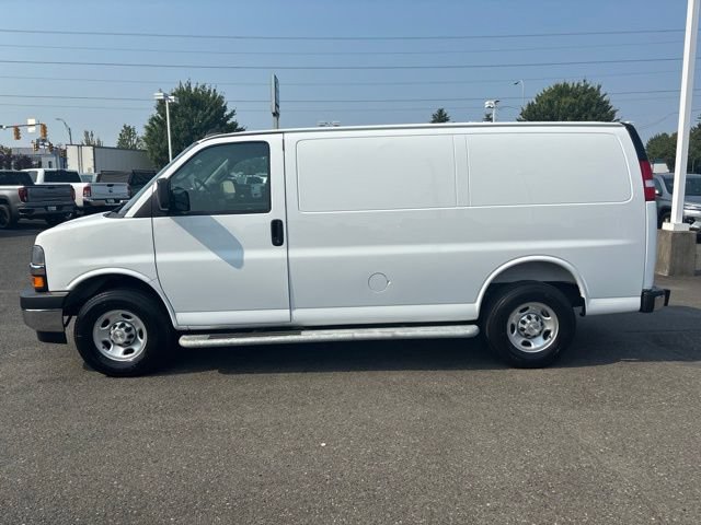 Used 2025 Chevrolet Express 2500 w/ Driver Convenience Package RWD image 2