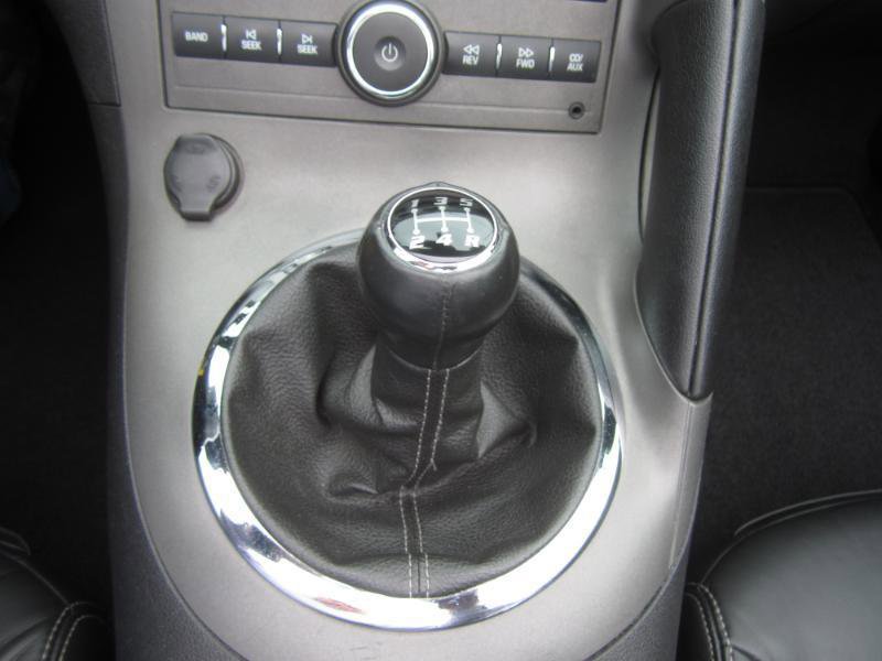 Used 2006 Pontiac Solstice Convertible w/ Premium Package image 36