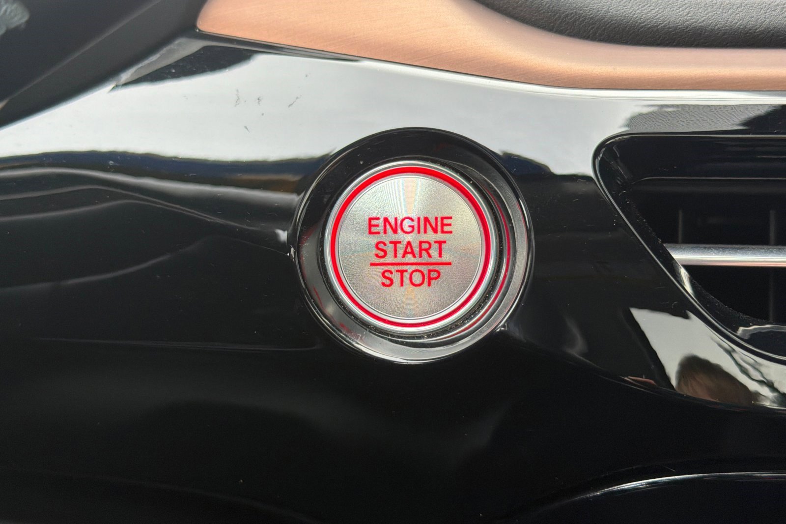 Used 2022 Acura MDX SH-AWD w/ Technology Package image 30