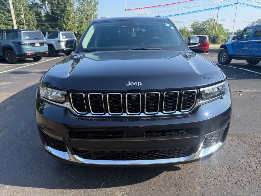 Used 2023 Jeep Grand Cherokee L Limited w/ Luxury Tech Group II AWD/4WD image 8