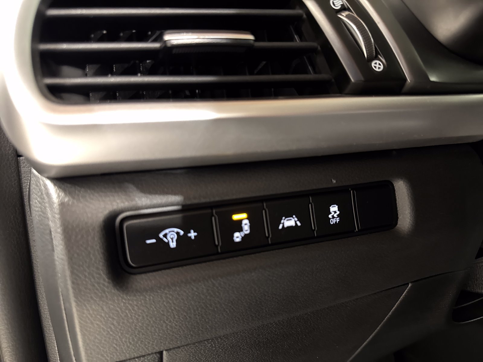 Used 2021 Kia Telluride S AWD/4WD image 14