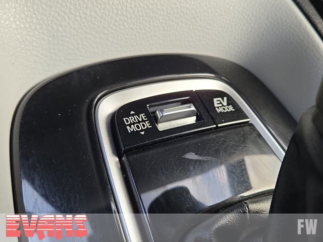 Used 2023 Toyota Corolla SE w/ SE Package image 11