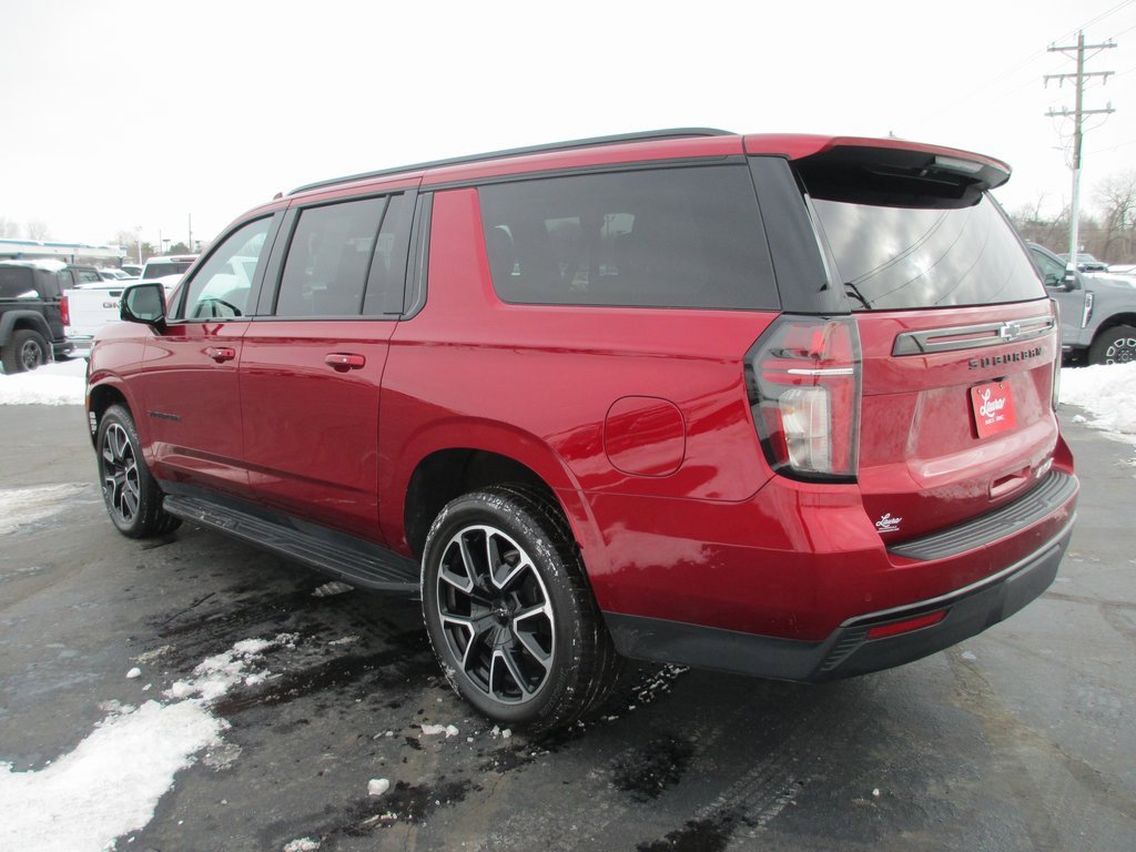 Used 2023 Chevrolet Suburban RST w/ Luxury Package image 9
