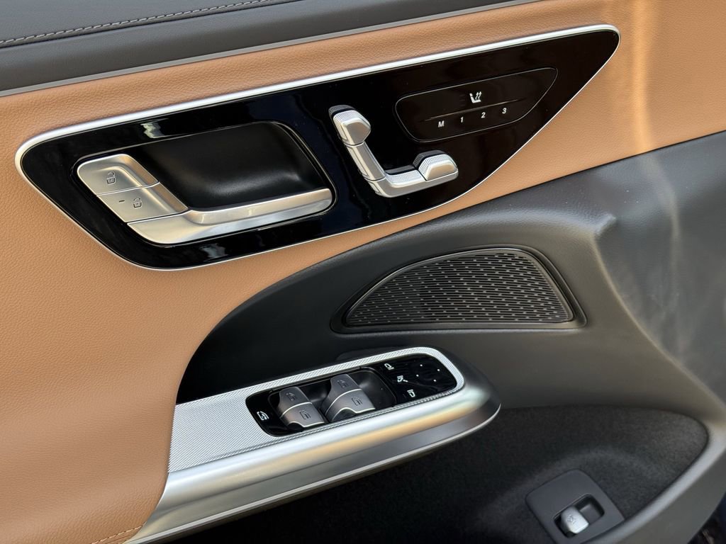 New 2026 Mercedes-Benz E 350 4MATIC Sedan image 15