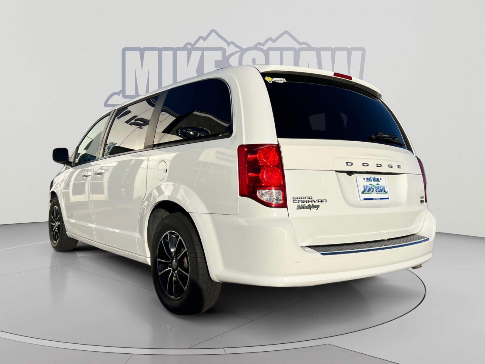 Used 2018 Dodge Grand Caravan GT FWD image 3