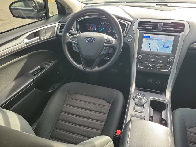 Used 2020 Ford Fusion SE image 8