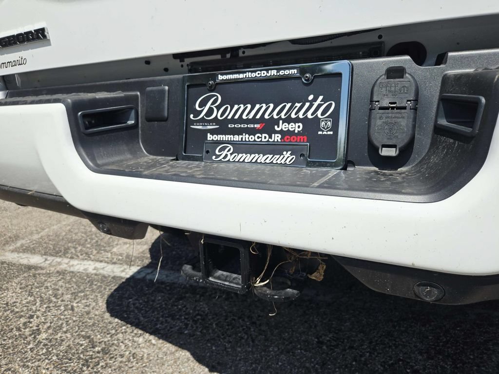 New 2026 RAM 3500 Big Horn AWD/4WD image 10
